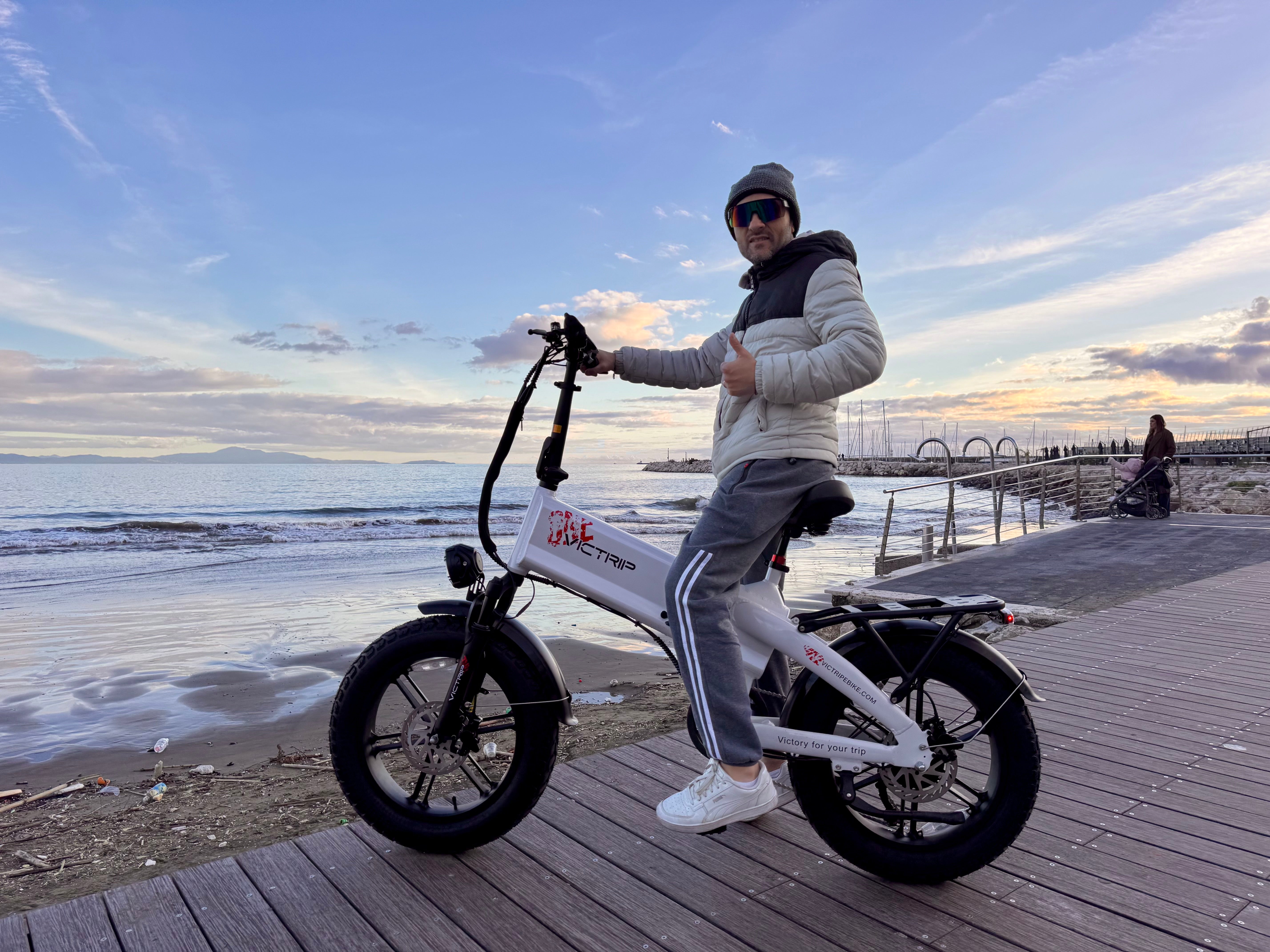 Folding Fat Tire Electric Cycle | VICTRIP