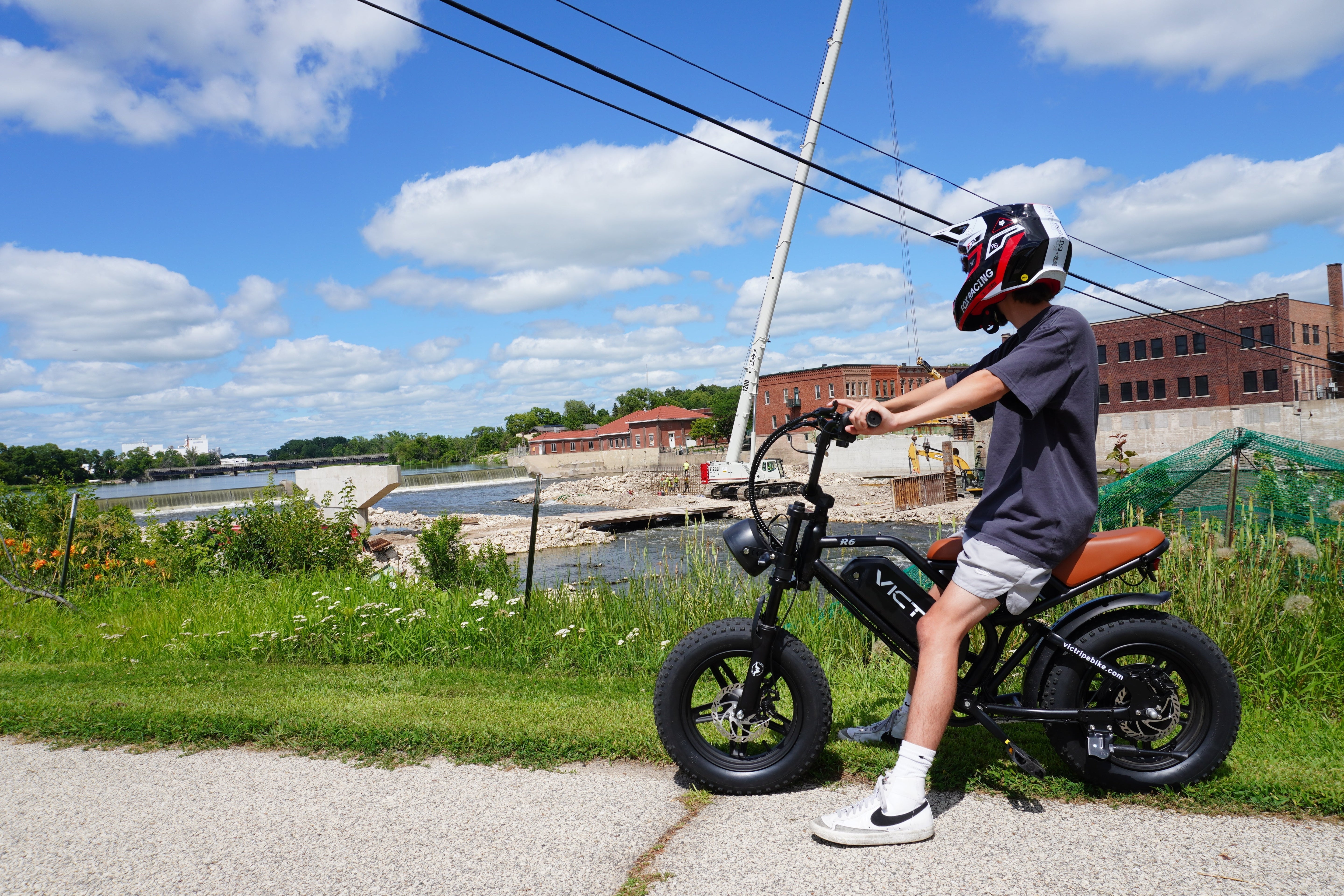 Moped Style Ebikes | VICTRIP