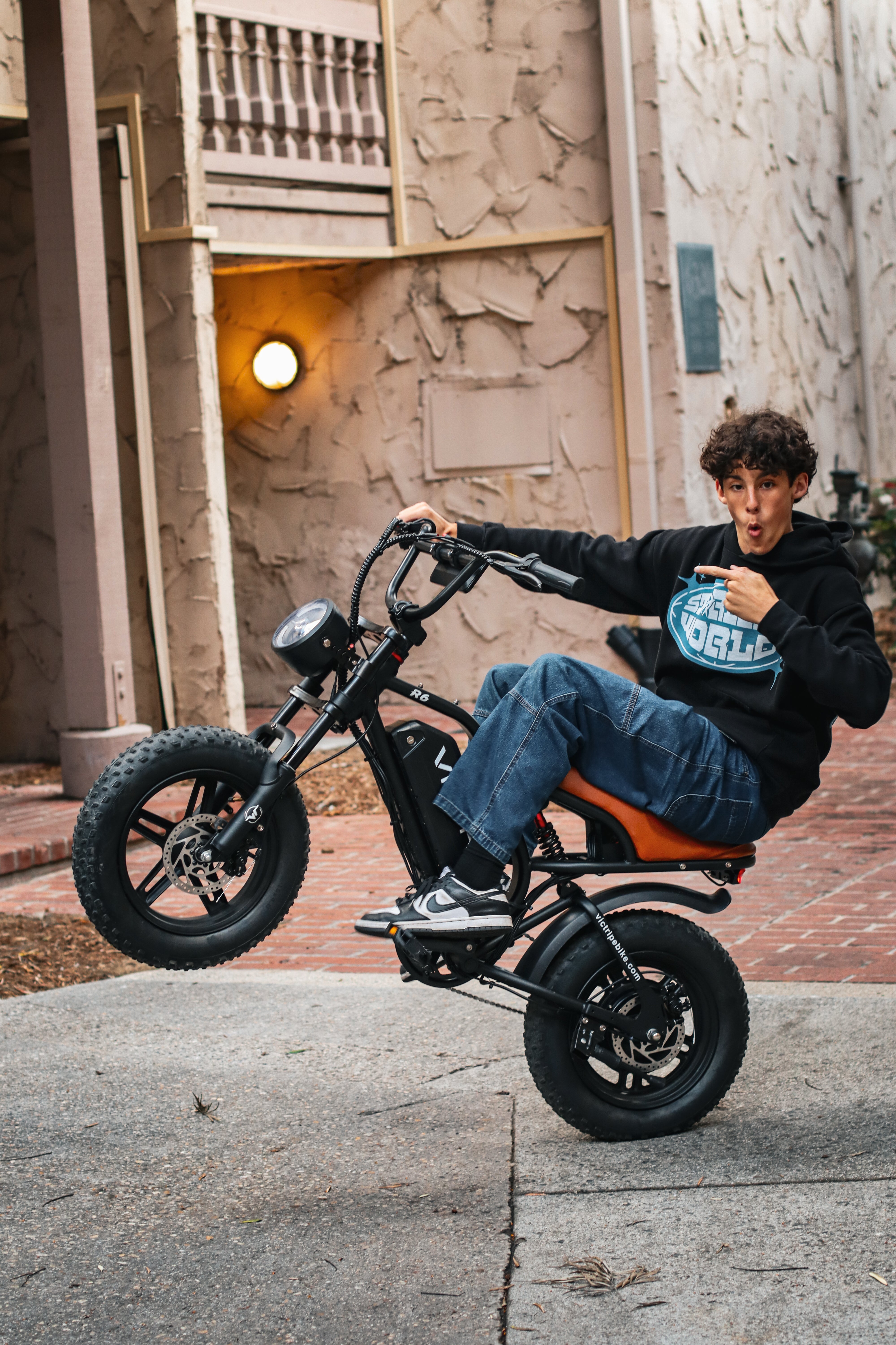 Moped Style Electric Bikes For Teens
