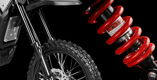 Front & Rear HydraulicSuspension